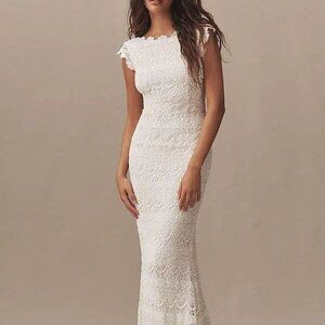 Daughters of Simone Lilah Wedding Gown Size M